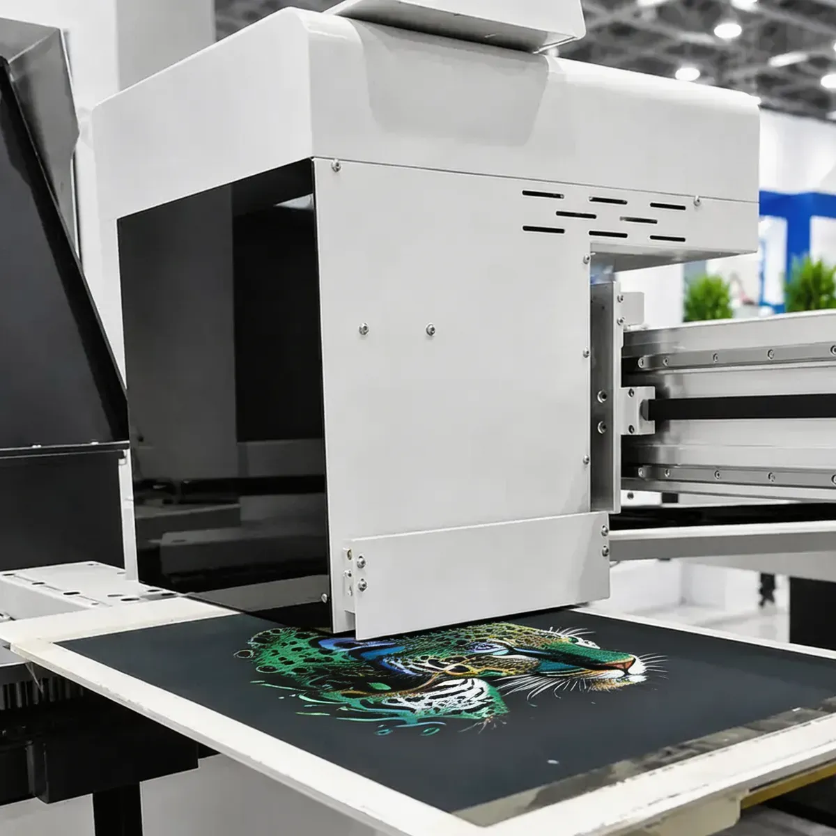 Epson i3200 printheads printing live at CLT Cairo booth TF1