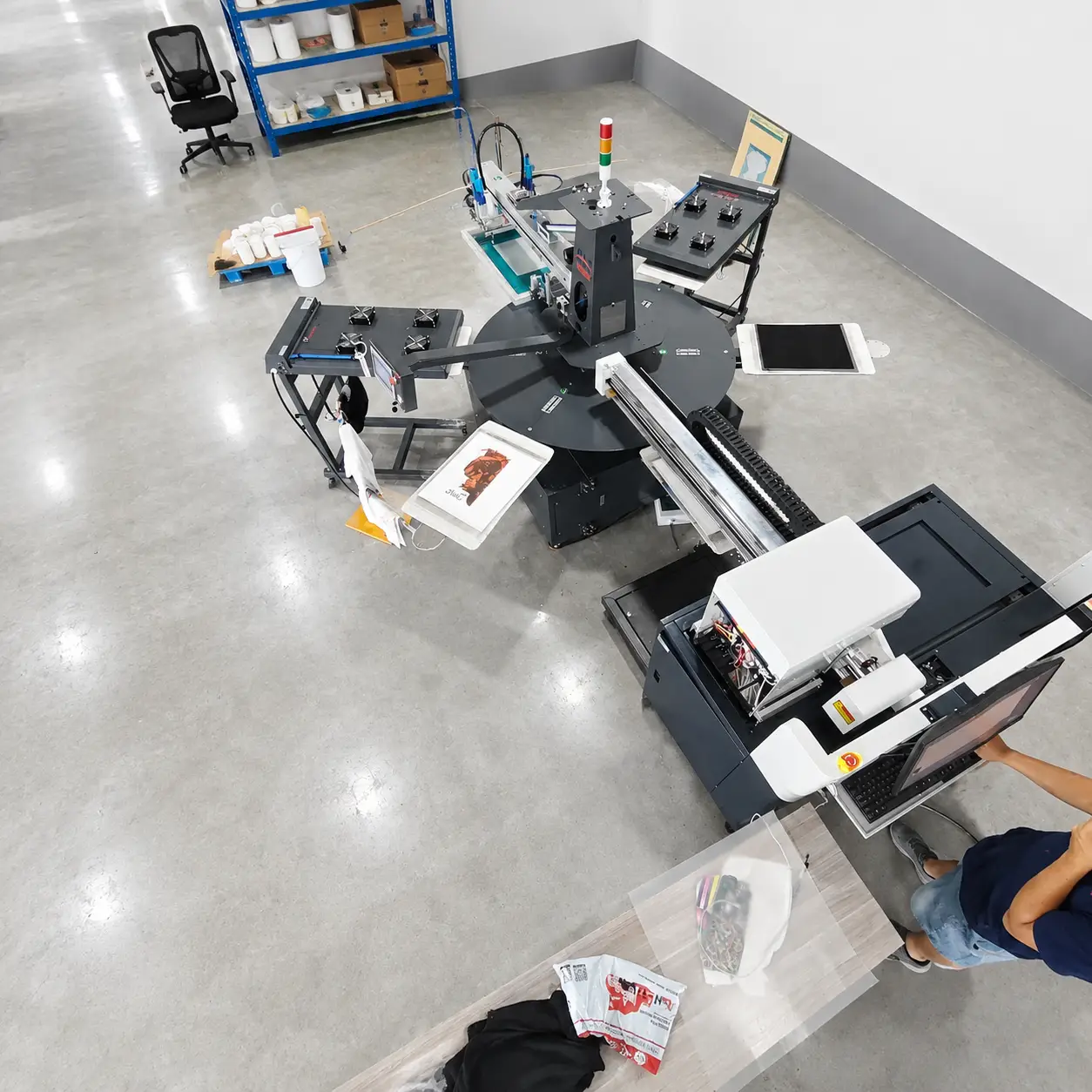 Epson i3200 printhead arrays and screen pre-treatment squeegee unit